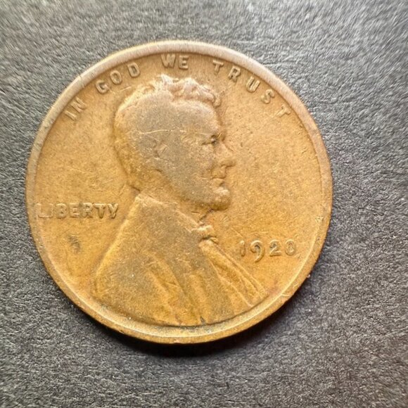 Lot of 4 Lincoln Wheat Cents 1C - 1919, 1920, 1925, 1926 - Picture 7 of 14